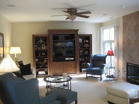 5th image of 26 Crystal Springs Ln