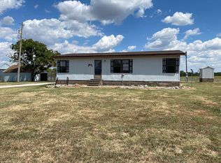 13298 141st Rd, Winfield, KS 67156