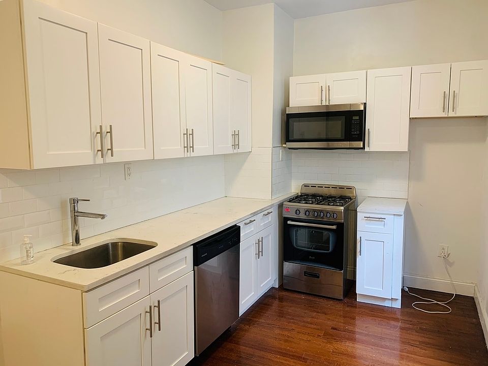 1st image of 2516 Bedford Ave APT 2