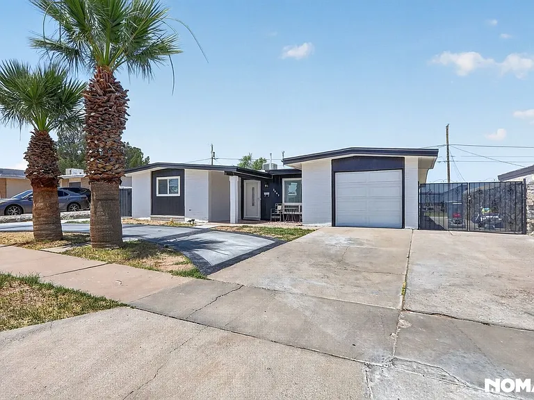 2045 Solano Dr — Photo 2