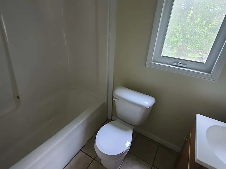 134 E College Ave #A — Photo 7