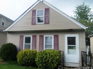 212 W 38th St, Lorain, OH 44052