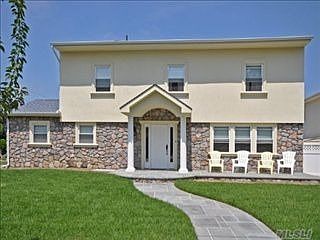 1st image of 224 Regent Dr