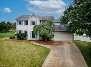 196 W Sturbridge Dr, Medina, OH 44256