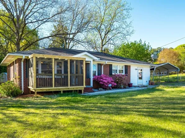 406 Overbrook Dr, Seneca, SC 29678