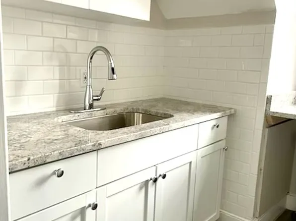 (undisclosed Address), Providence, RI 02906