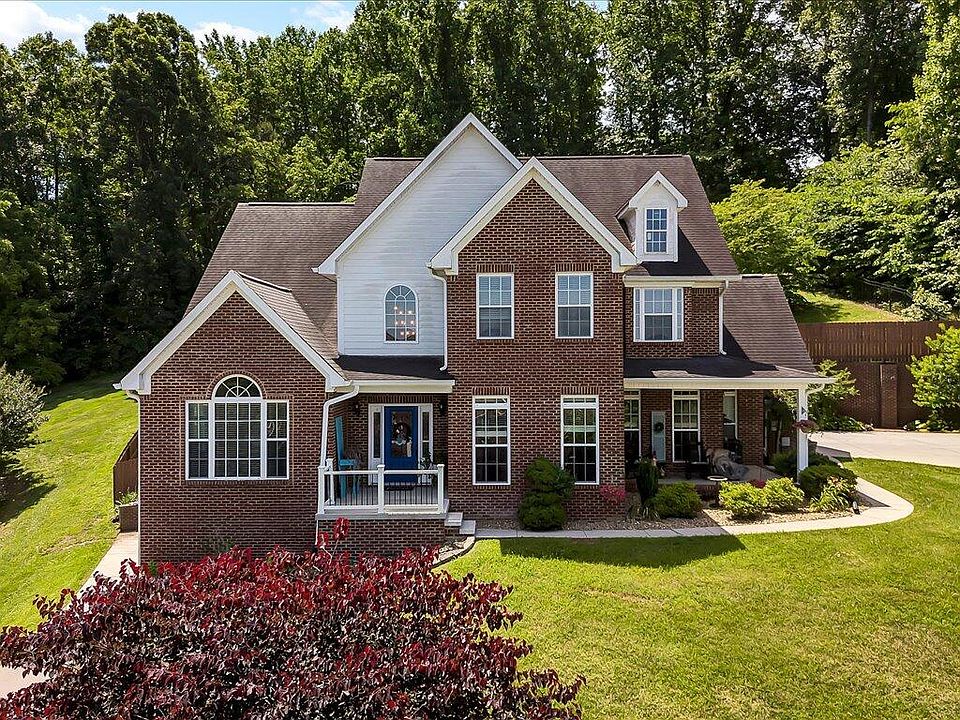 1st image of 4085 Wellington Blvd