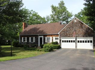 16 Hazelnut Rd, Gilford, NH 03249