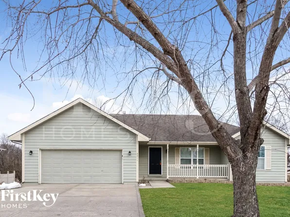 2211 Glenside Rd, Kearney, MO 64060