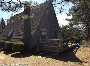 172 County Rd, Vineyard Haven, MA 02568