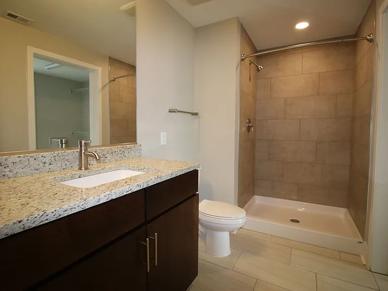 Main2525 — Photo 28