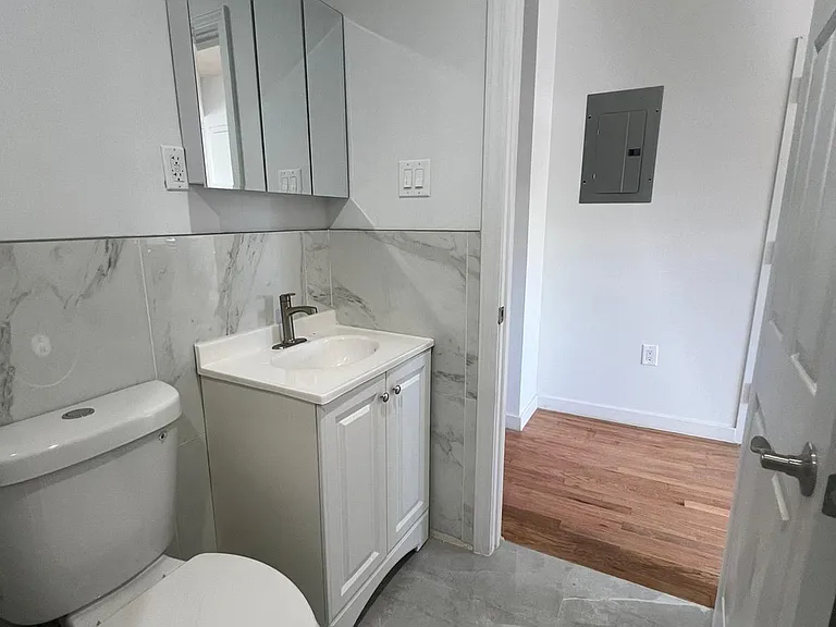 718 Rosedale Ave #3 — Photo 8
