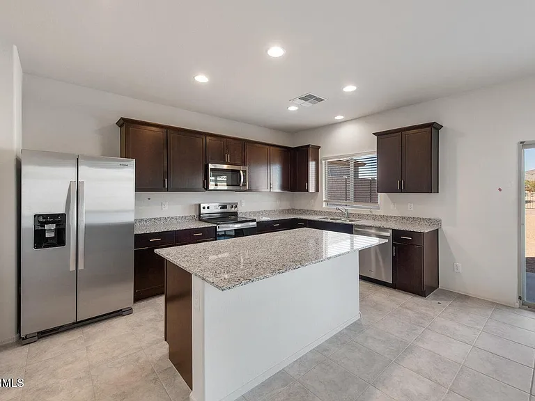 2428 S 246th Ln — Photo 1