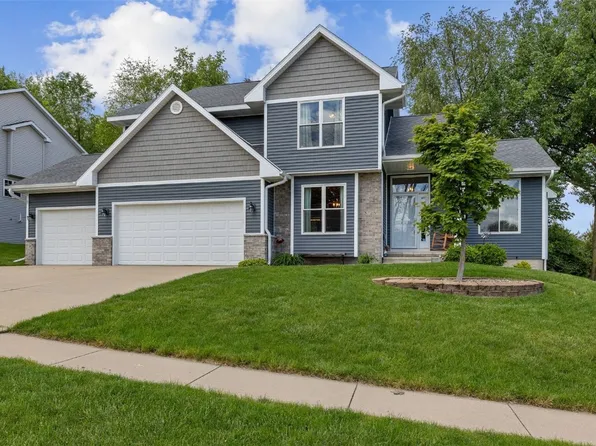 3725 Emerson Ave NE, Cedar Rapids, IA 52411