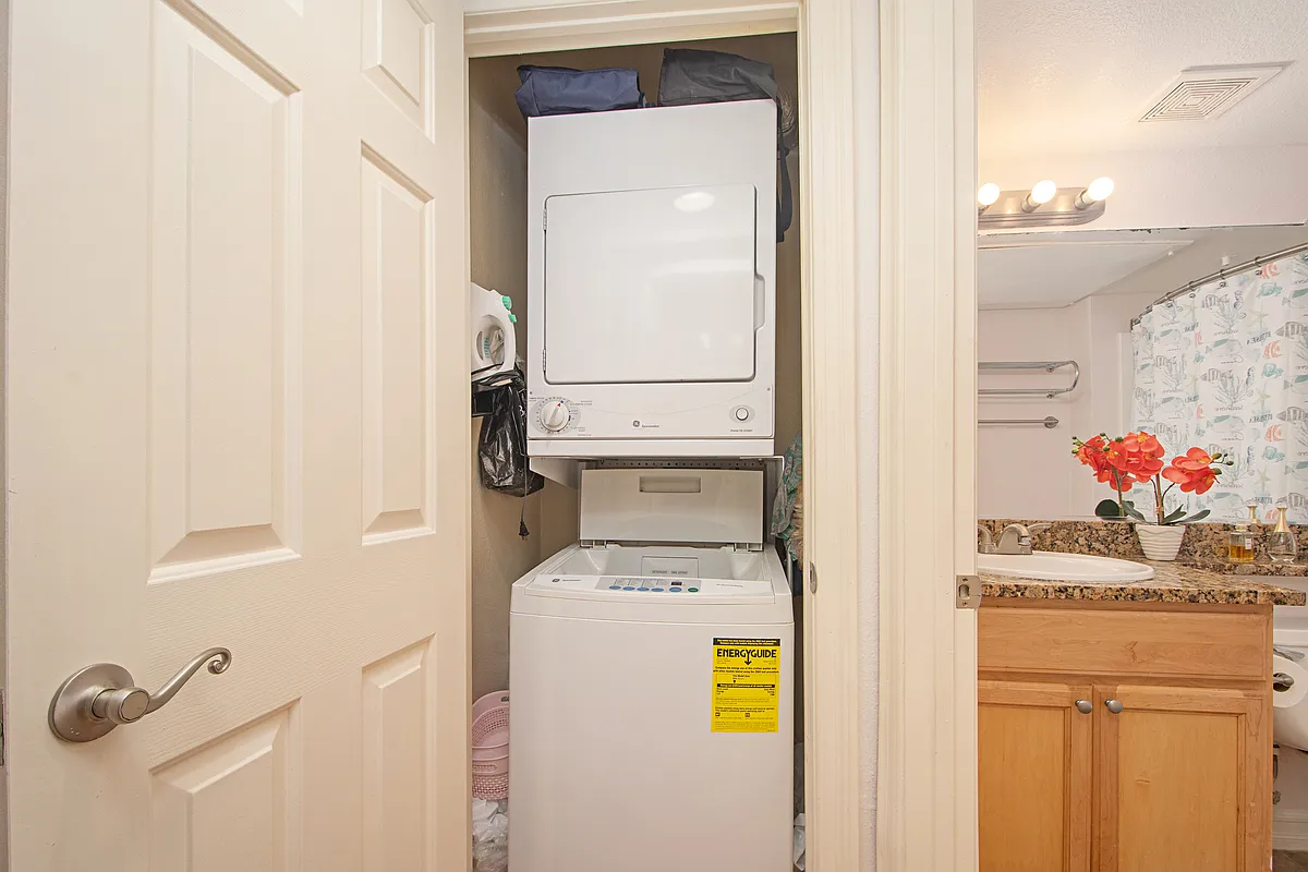 1 bed, 540 sqft, $2,350 — Photo 2