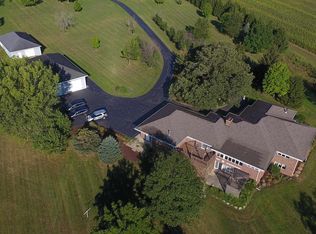 10001 N Hoisington Rd, Byron, IL 61010