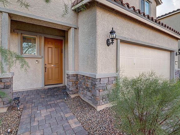 3rd image of 117 Pivot Ave