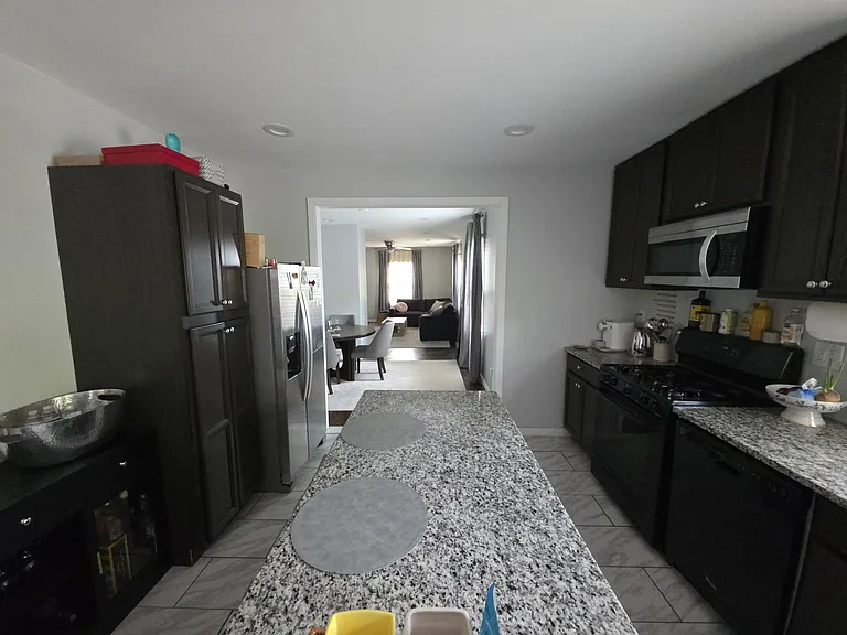 23 Cottage Ave — Photo 4