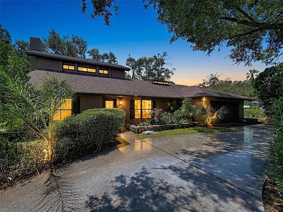 5th image of 4209 STAFFORDSHIRE DRIVE