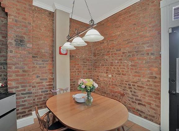 5th image of 516 W 22nd St