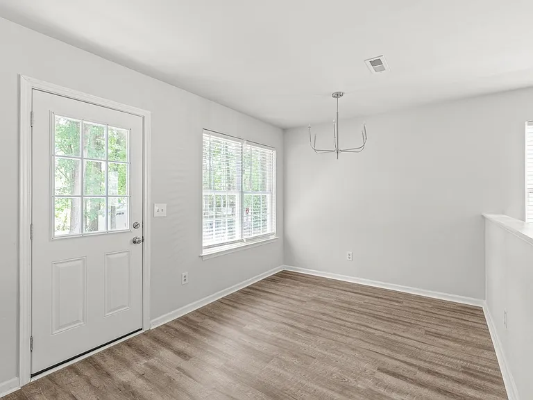 8818 Sharonbrook Dr — Photo 9
