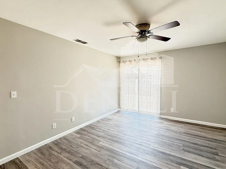 490 E Bart Dr — Photo 15
