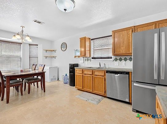 4th image of 3902 Tiger Dr