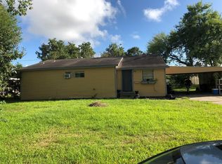 807 Gresham St, Baytown, TX 77520