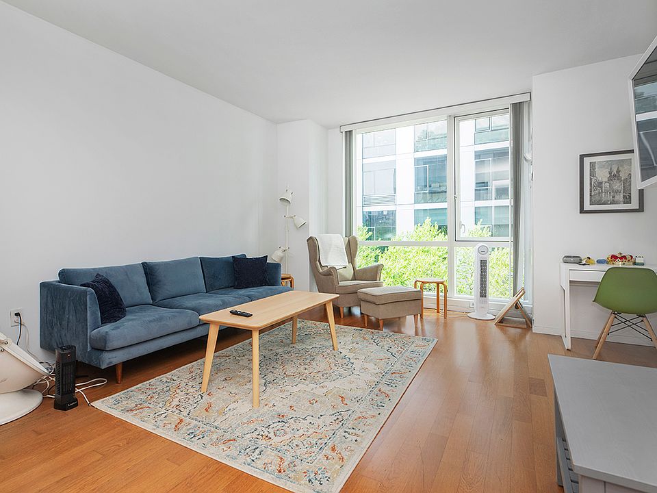 1st image of 200 Chambers St APT 5R
