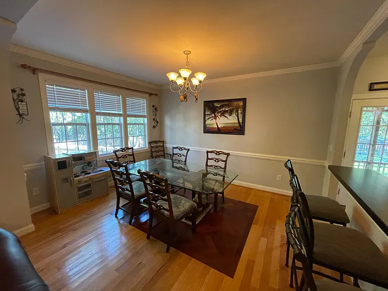 34 Woodbury Ln — Photo 9