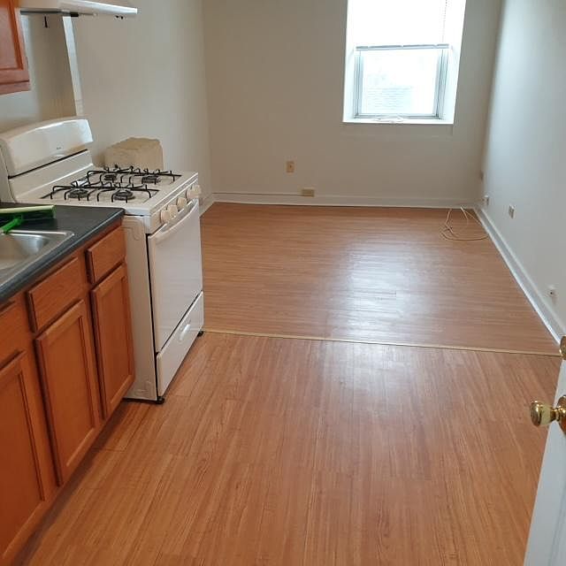 2nd image of 809 S State St