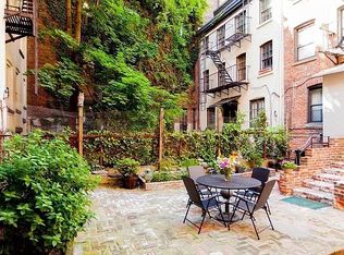 113 W 15th St #2W, New York, NY 10011