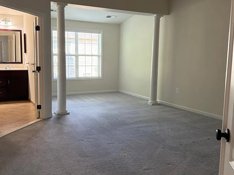 42885 Edgegrove Heights Ter — Photo 15