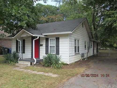 1404 Donaghey Ave Photo 1