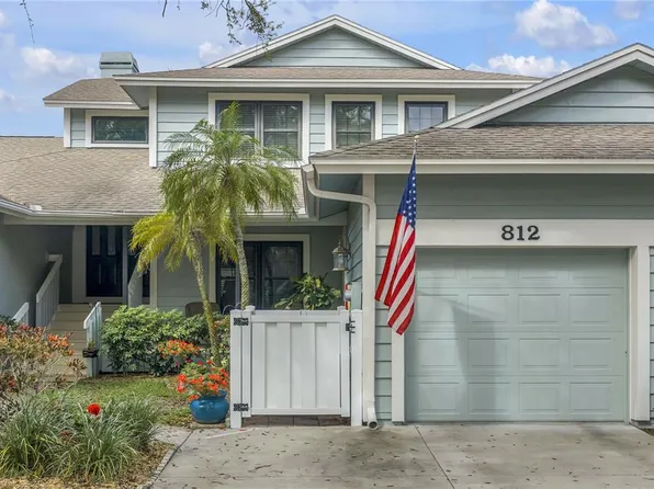 812 Amelia Ct NE, Saint Petersburg, FL 33702