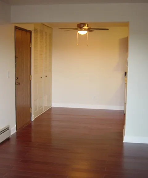 1518 E Longview Dr #2 — Photo 3