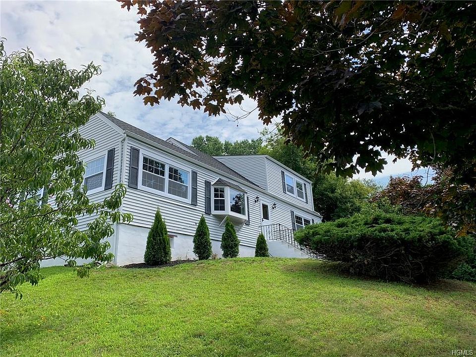 1st image of 62 Oslo Dr