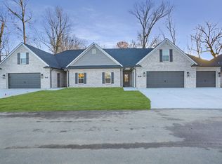 2049 Briar Mdws #1, Evansville, IN 47711