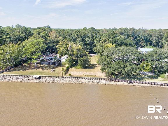 5th image of 3919 Bay Front Rd