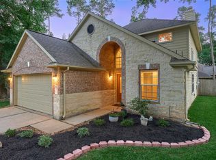 12515 Lake Shore Dr, Montgomery, TX 77356
