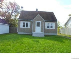 8443 Homestead Ave, Niagara Falls, NY 14304