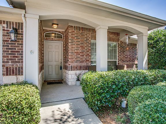 3rd image of 2857 Cascade Cove Dr