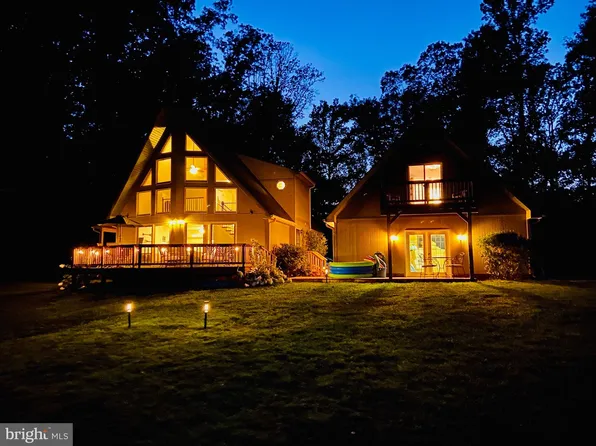 758 Busbees Point Rd, Bumpass, VA 23024