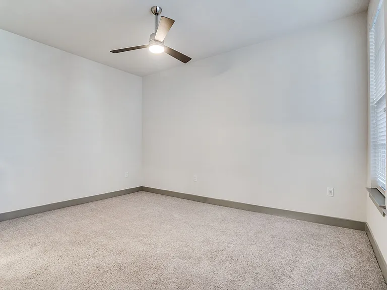 Apartments at the Sound — Photo 8