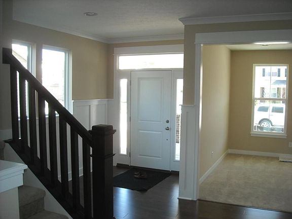3rd image of 7822 Hedgehop Dr
