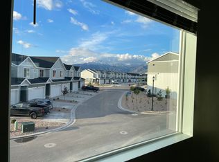 833 E Skiff Way, Saratoga Springs, UT 84045