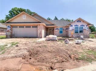 2221 Bent Tree Rd, Shawnee, OK 74804