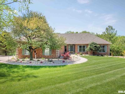 25053 189th St, Bettendorf, IA, 52722