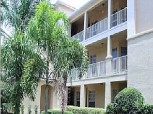 8253 Parkstone Pl APT 305, Naples, FL 34120
