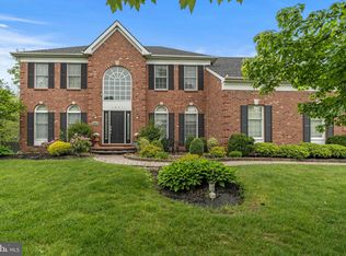 1271 Bridle Estates Dr, Yardley, PA 19067